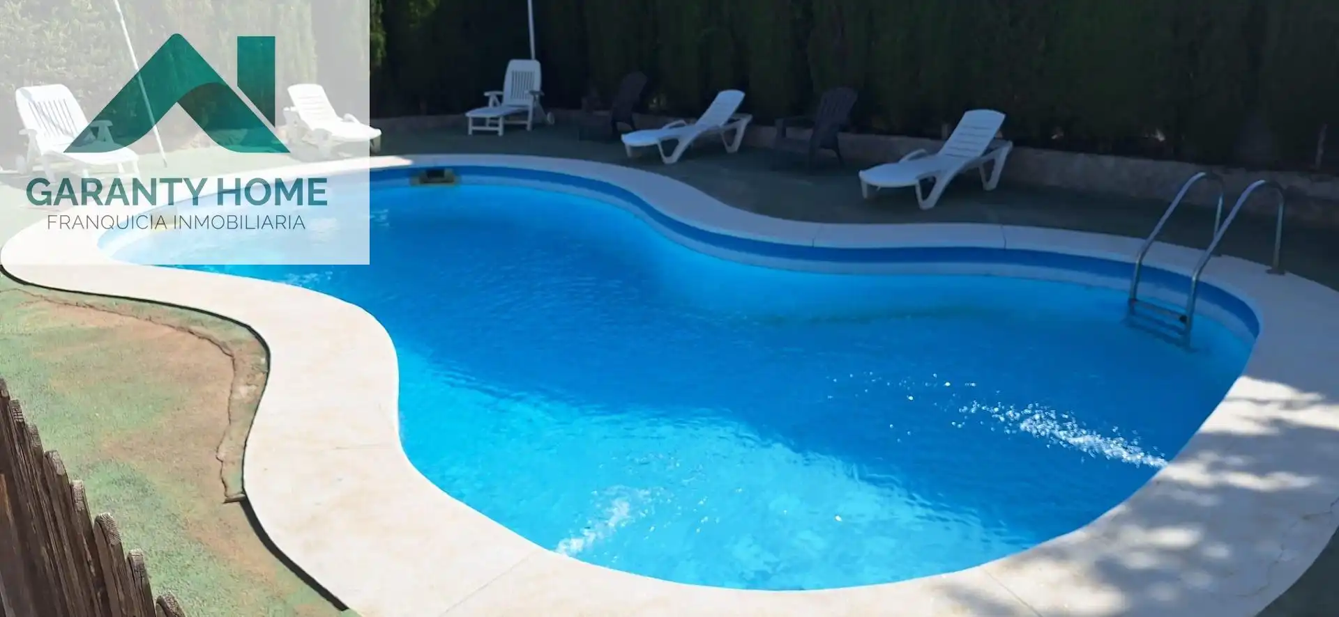 Piscina de Casa o chalet en venta en Valdepeñas de Jaén con Aire acondicionado, Calefacción y Jardín privado