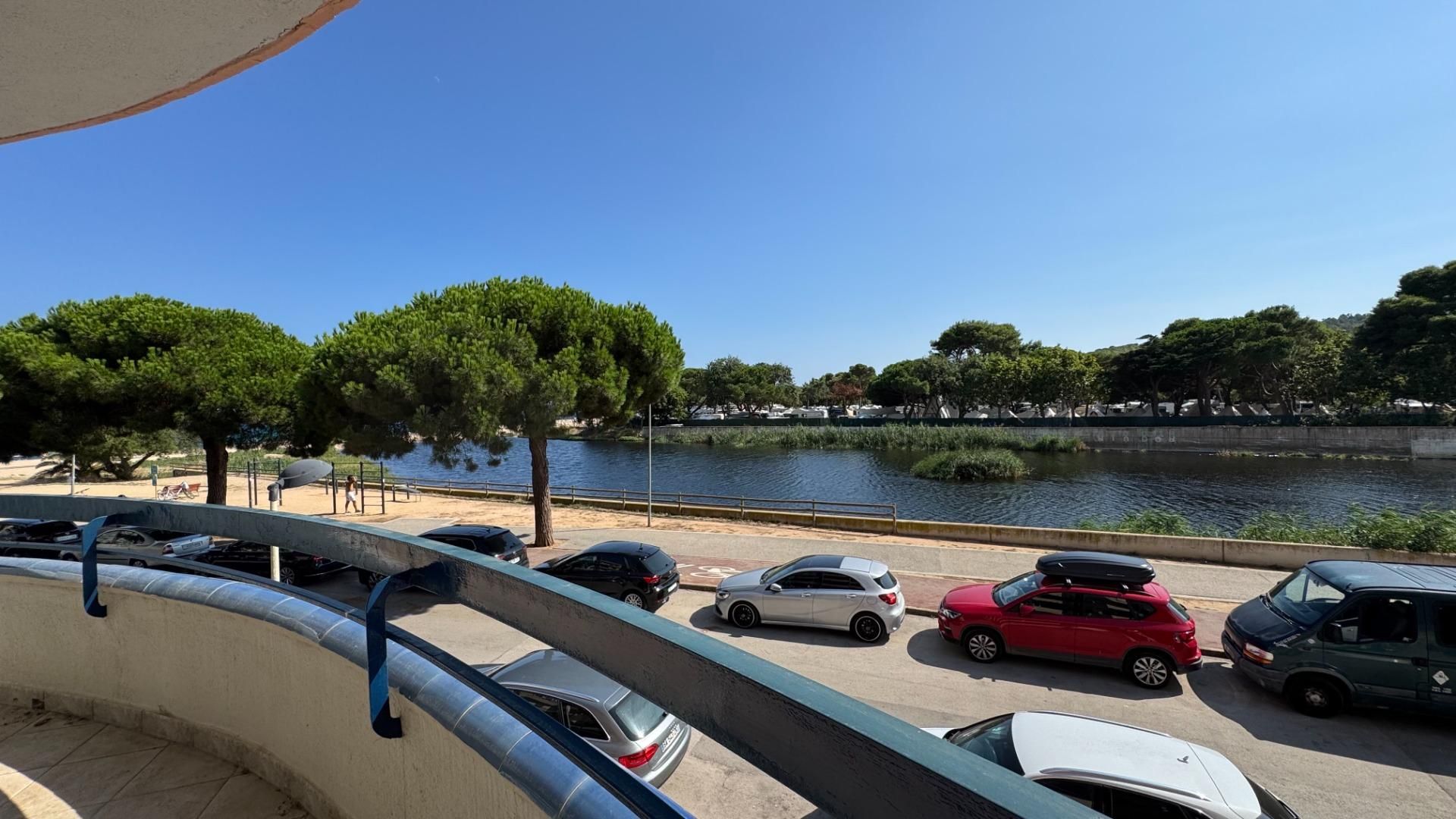 Vista exterior de Apartament en venda en Castell d'Aro, Platja d'Aro i s'Agaró amb Terrassa i Balcó
