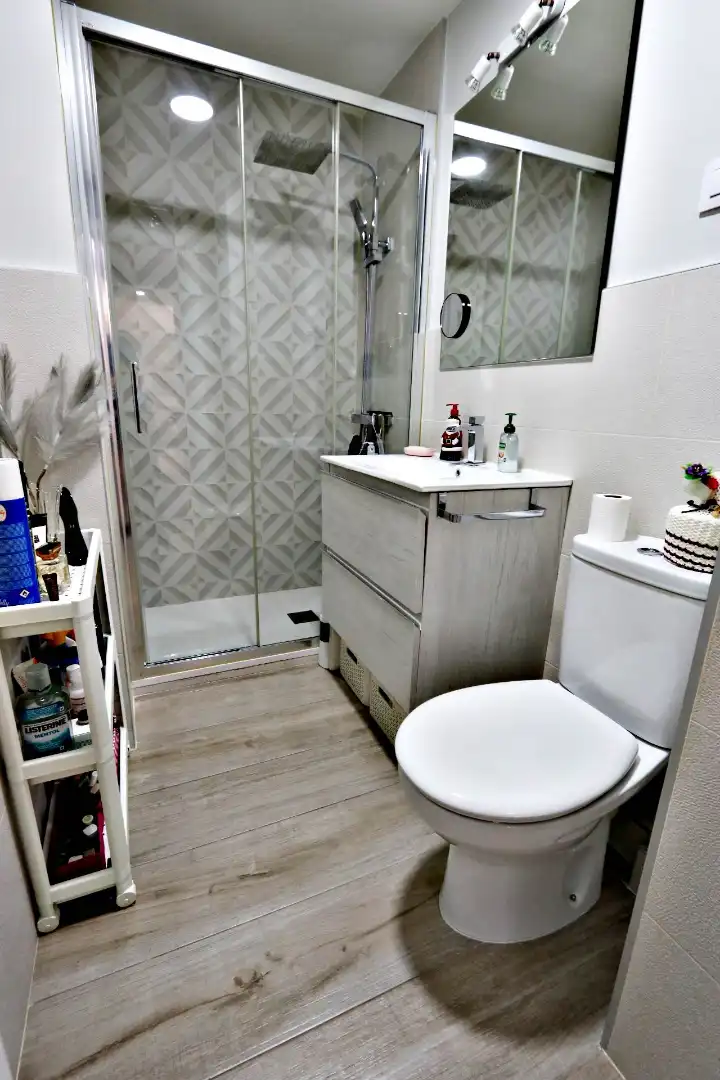 Baño de Piso en venta en Getafe con Aire acondicionado, Terraza y Horno