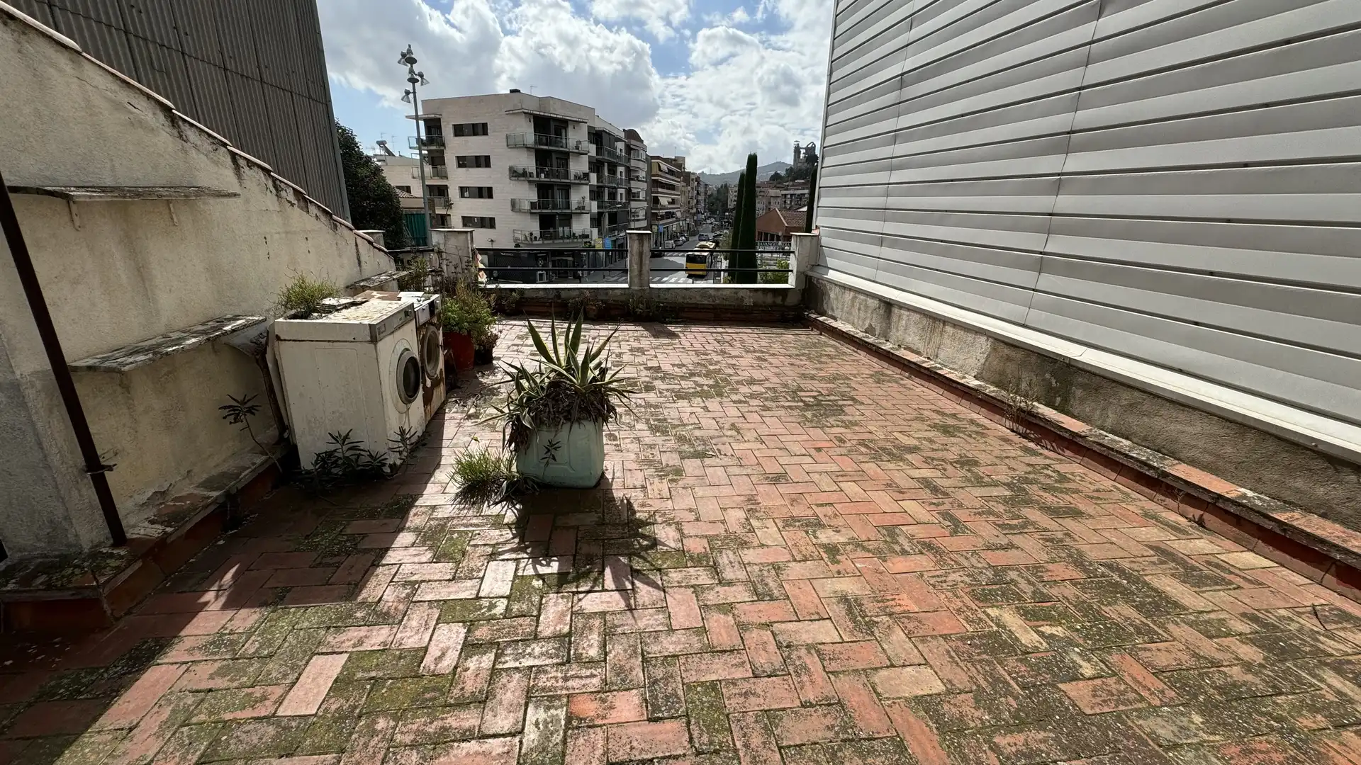 Terrace of Houses for sale in Montcada i Reixac  with Terrace and Furnished