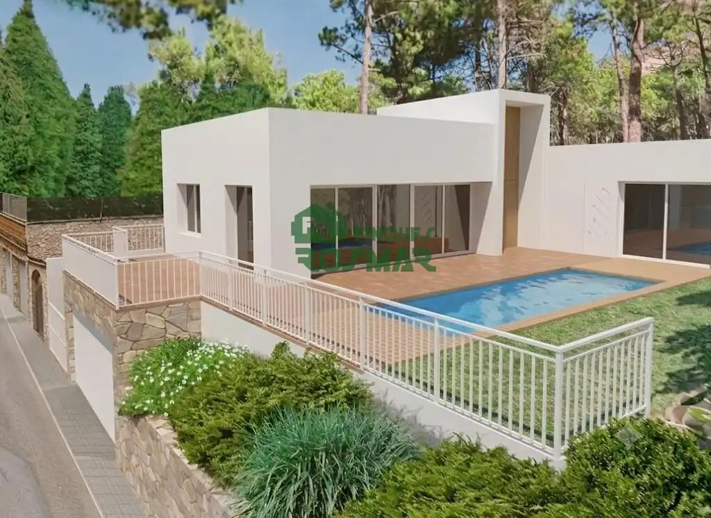 Terrenys i solars en venda a Lloret Verd - Els Pinars