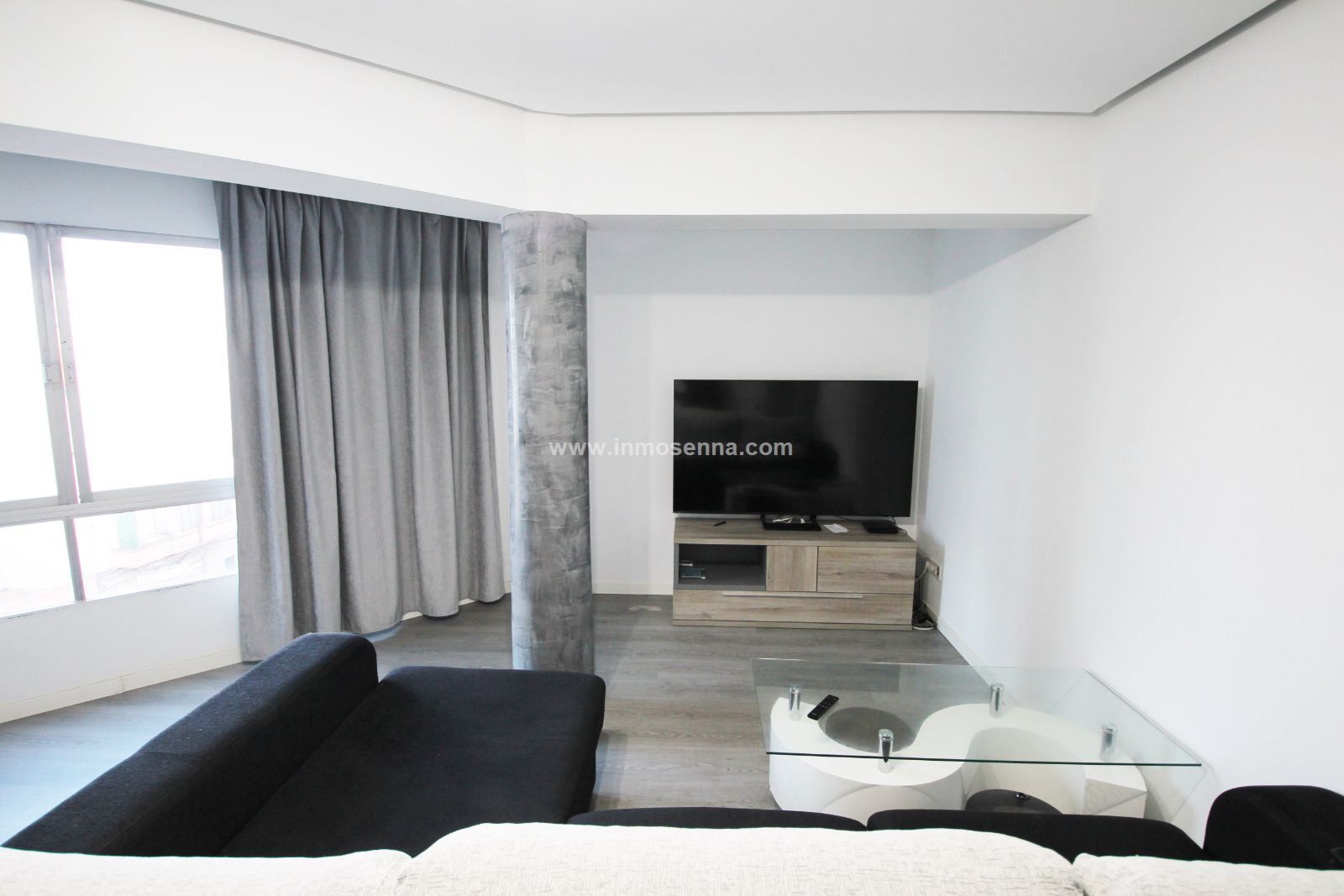 Living room of Flat for sale in  Palma de Mallorca  with Heating and TV