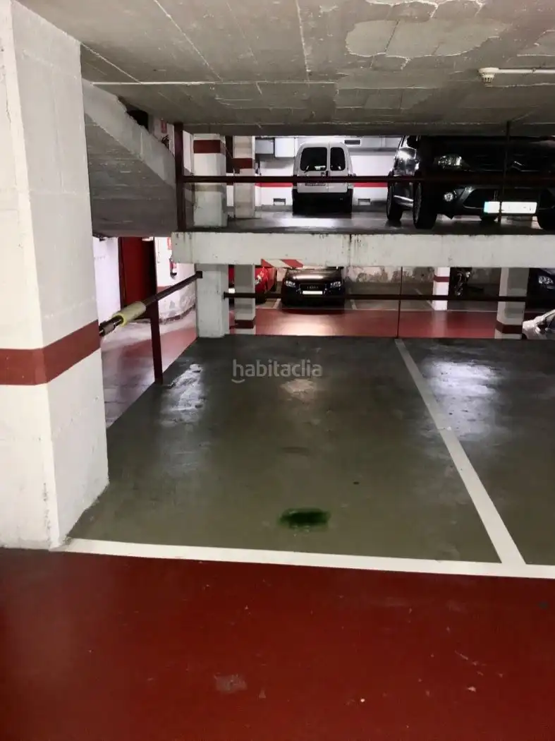 Einzelparkplatz zur Miete in Carrer d'Elisa 28