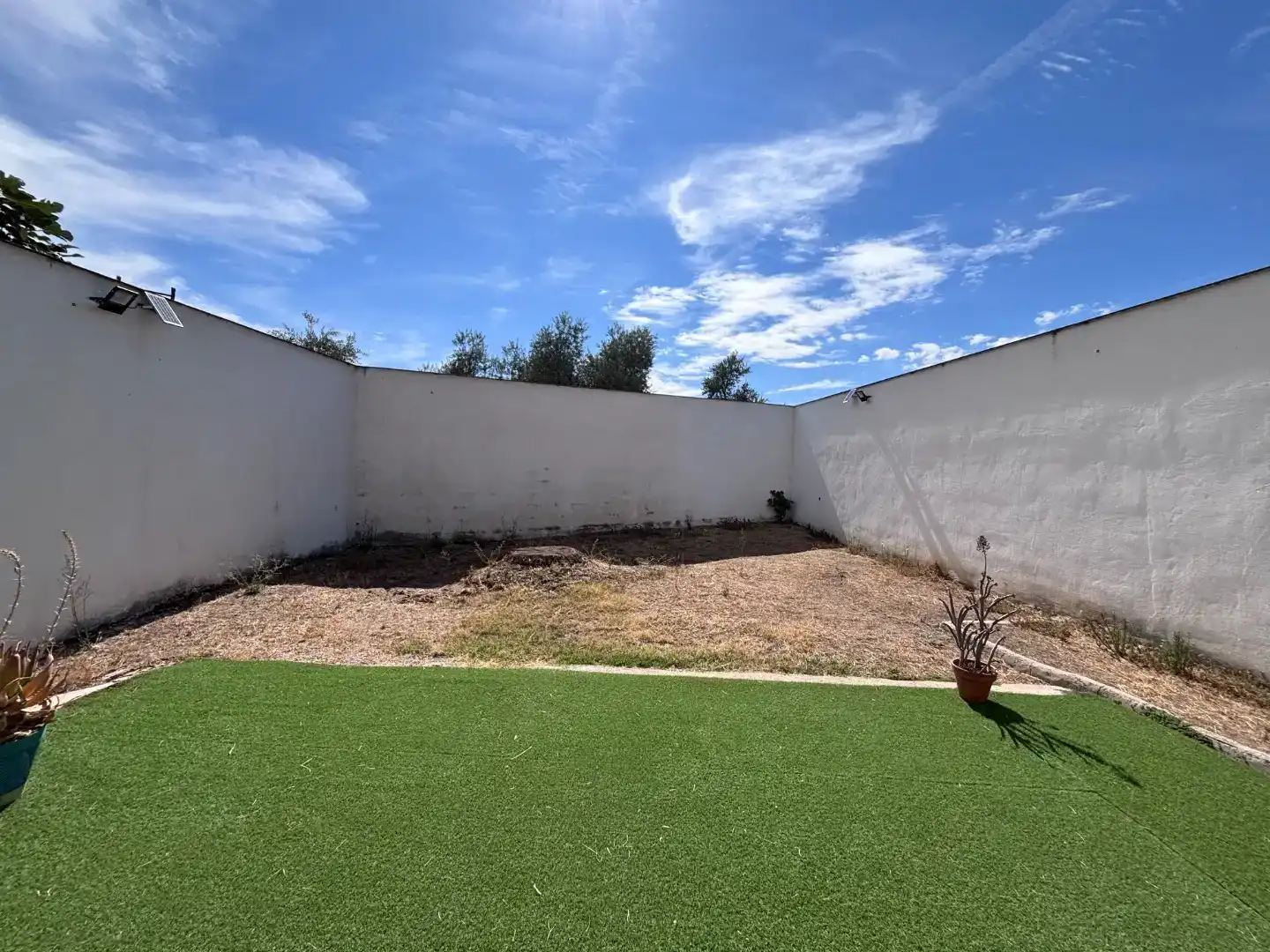 Casa adosada en venda en Arroyo de la Luz amb Aire condicionat, Jardí privat i Traster