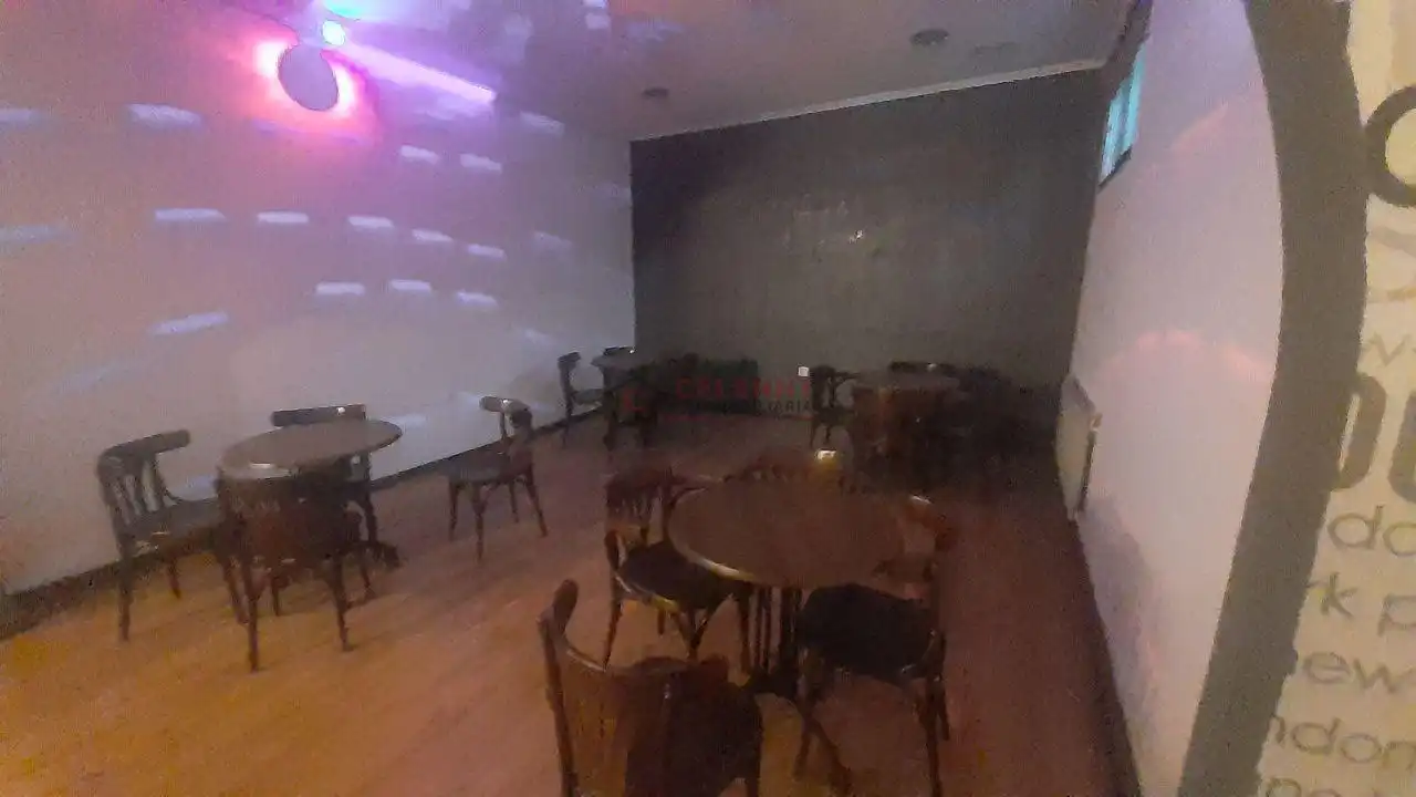 Commercial properties for rent in Toén  with Furnished