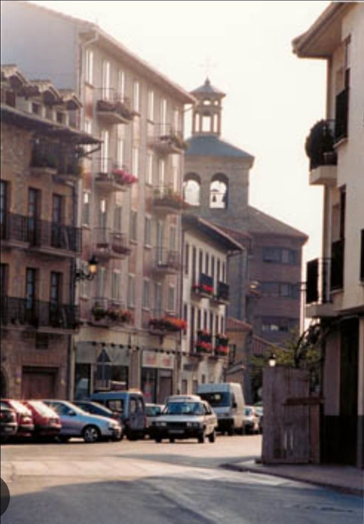 Vista exterior de Local en venta en Huarte / Uharte