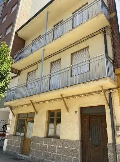 Piso en venta en Avenida Fabero 38, imagen 3