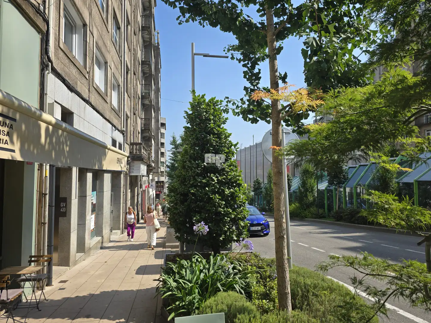 Piso con ascensor en venta en Avenida da Gran Vía, imagen 2