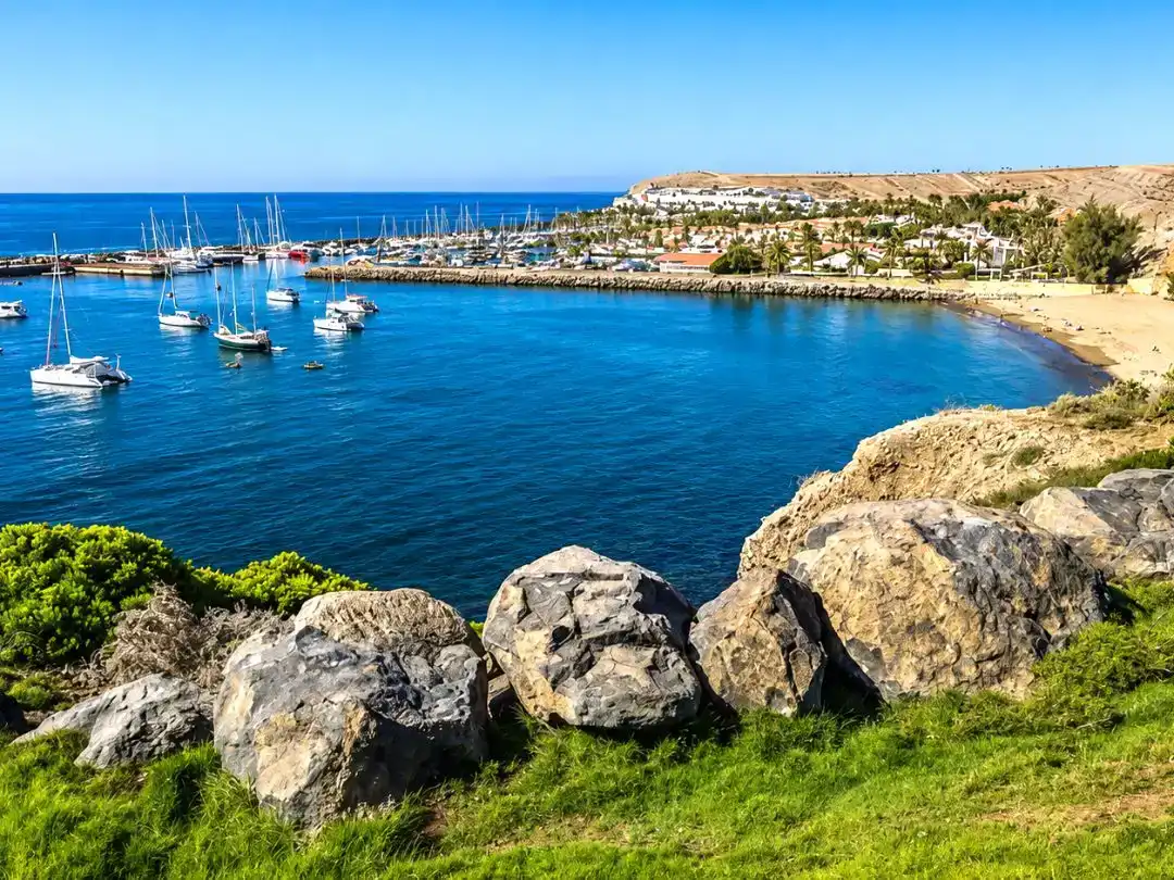 Vista exterior de Pis en venda en San Bartolomé de Tirajana amb Piscina i Moblat