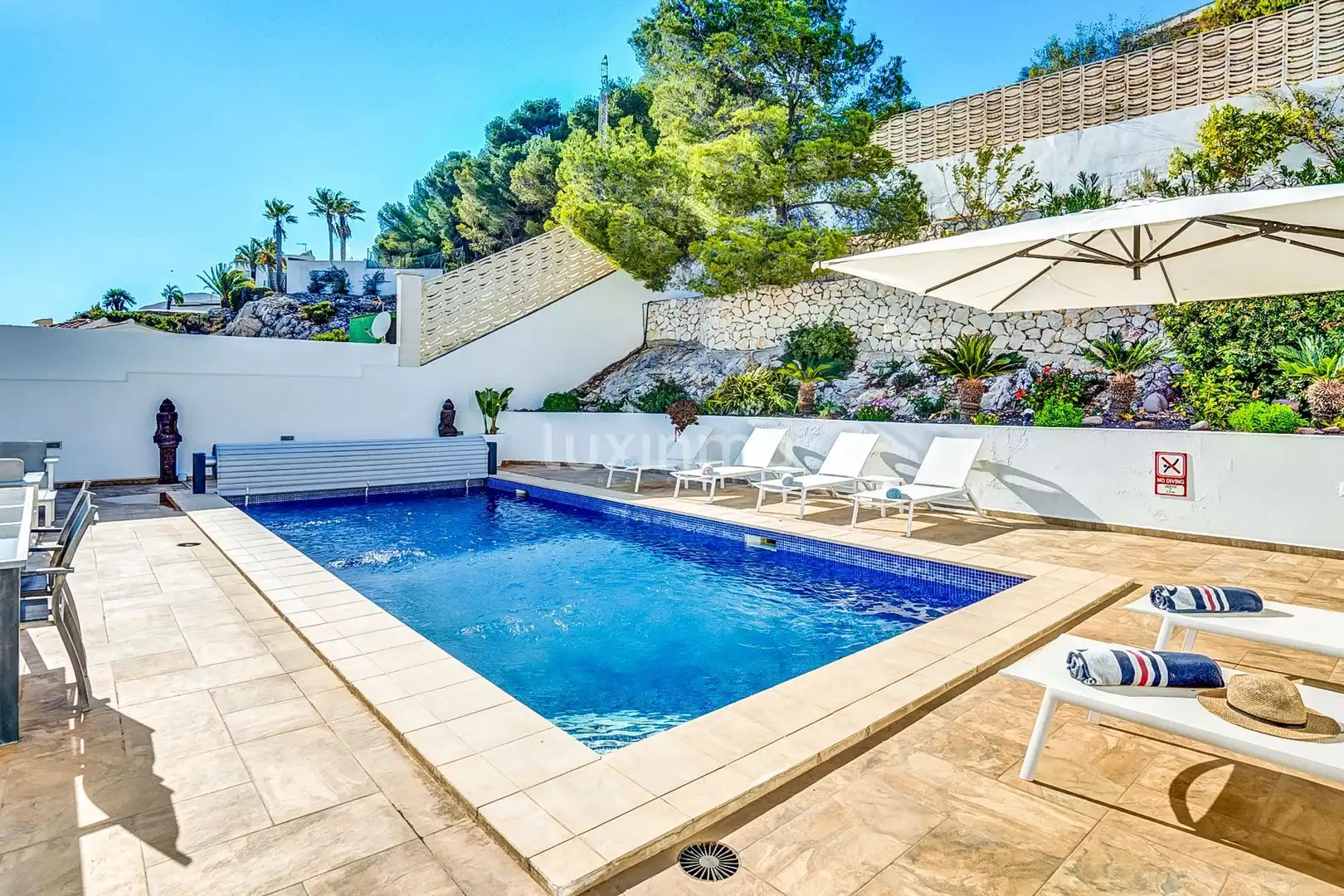 Swimming pool of Houses for sale in Jávea / Xàbia  with Air Conditioner, Heating and Terrace