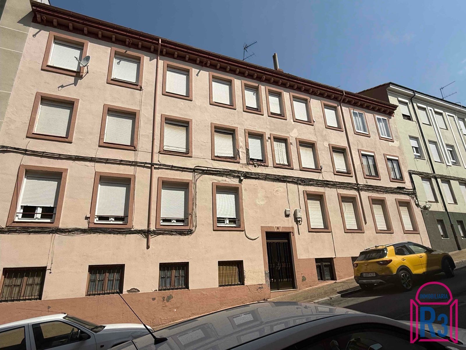 Exterior view of Apartment to rent in León Capital   with Heating, Storage room and Furnished