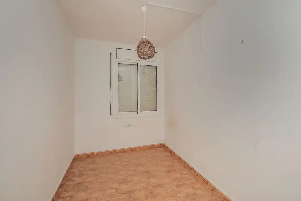 Habitación de Piso en venta en Vila-seca con Trastero y Alarma