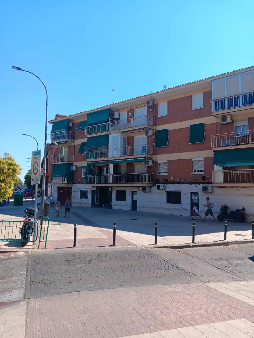 Vista exterior de Piso de alquiler en Getafe con Aire acondicionado, Calefacción y Horno