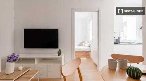 Foto 2 de Apartament per a compartir a Castellana, Madrid