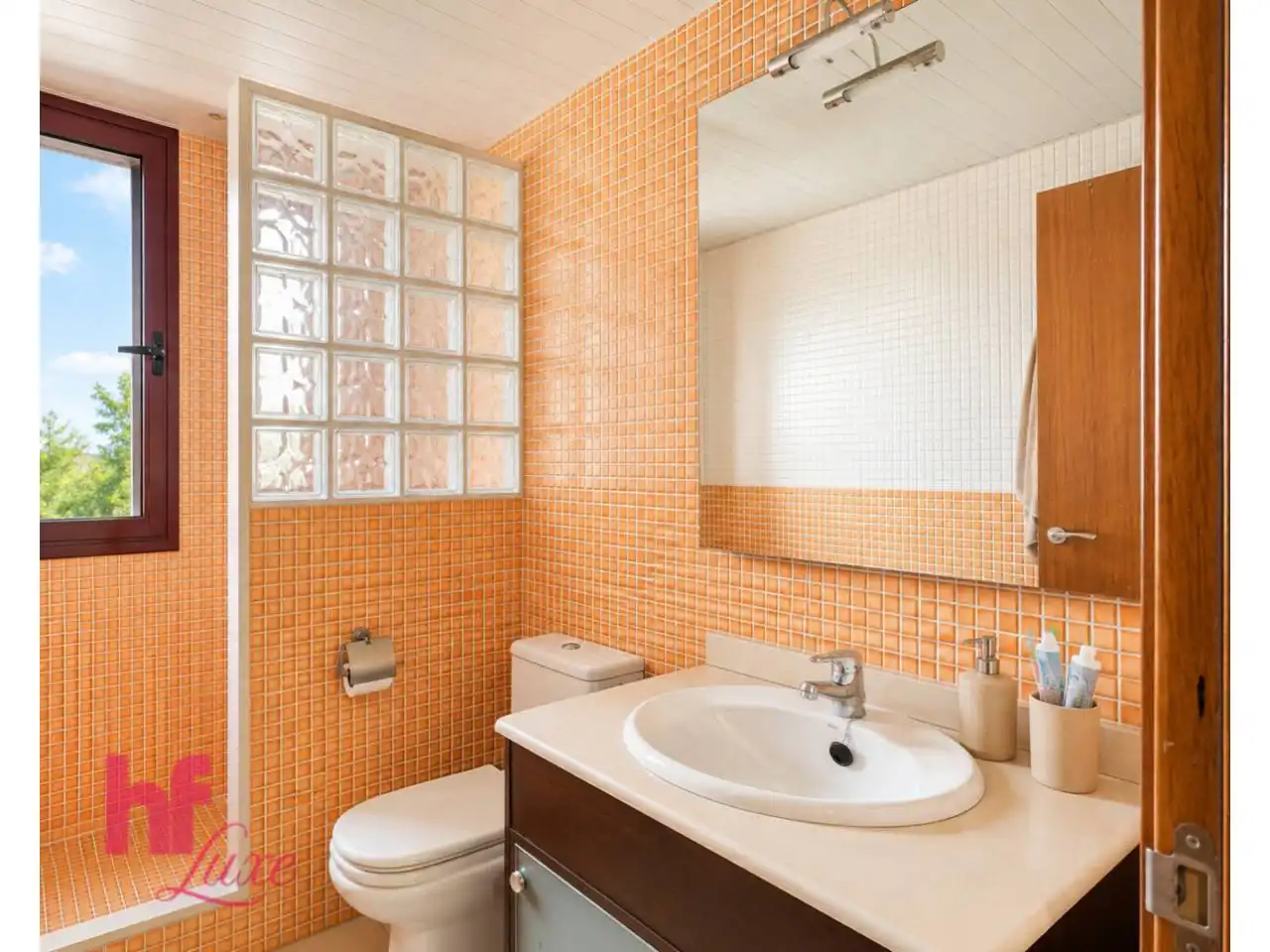 Baño de Casa adosada en venta en Lliçà de Vall con Aire acondicionado, Calefacción y Jardín privado
