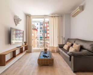 Living room of Apartment to rent in  Barcelona Capital  with Air Conditioner, Oven and Washing machine