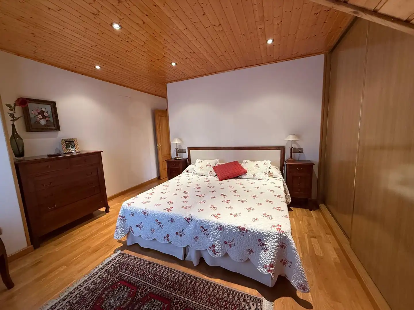 Dormitori de Casa o xalet en venda en Santovenia de la Valdoncina amb Calefacció i Terrassa