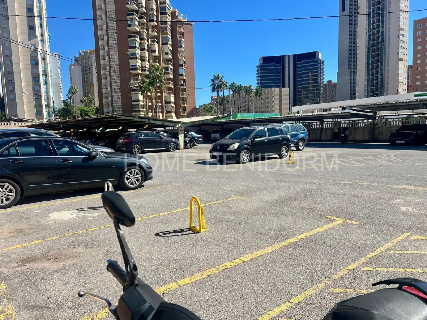 Parking de Piso en venta en Benidorm con Trastero