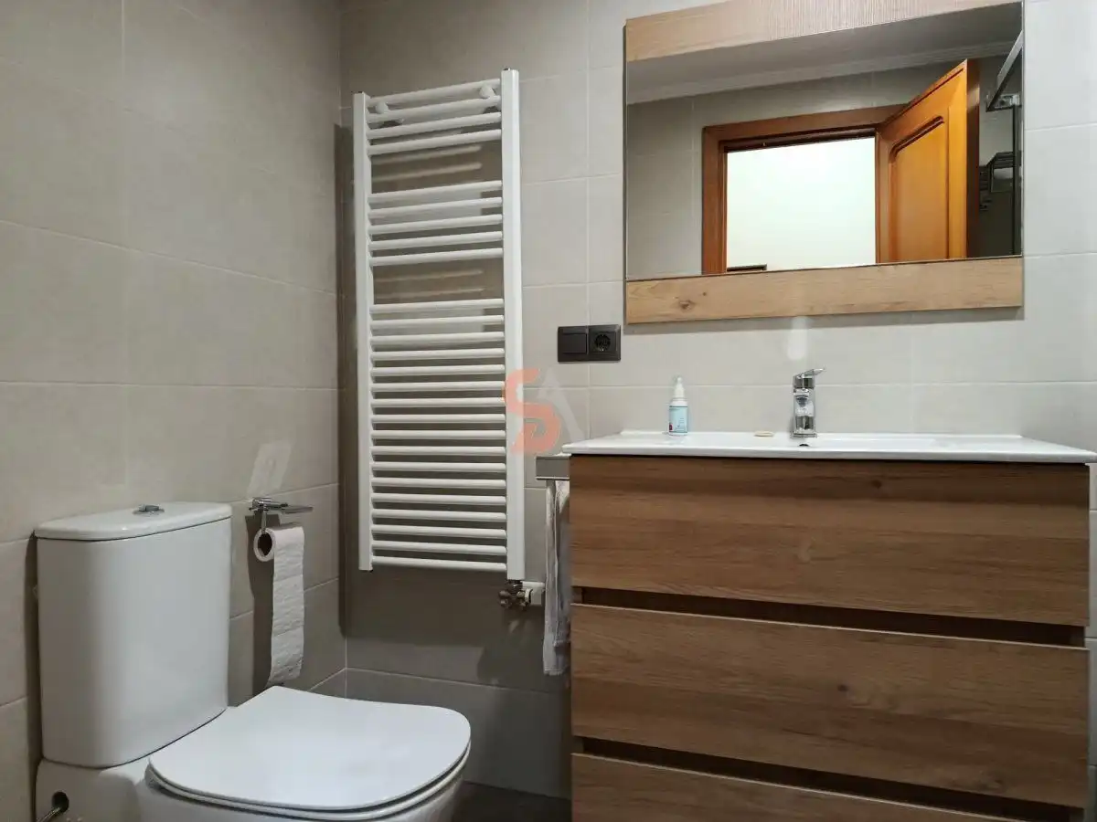 Bany de Pis en venda en Valladolid amb Aire condicionat, Calefacció i Terrassa