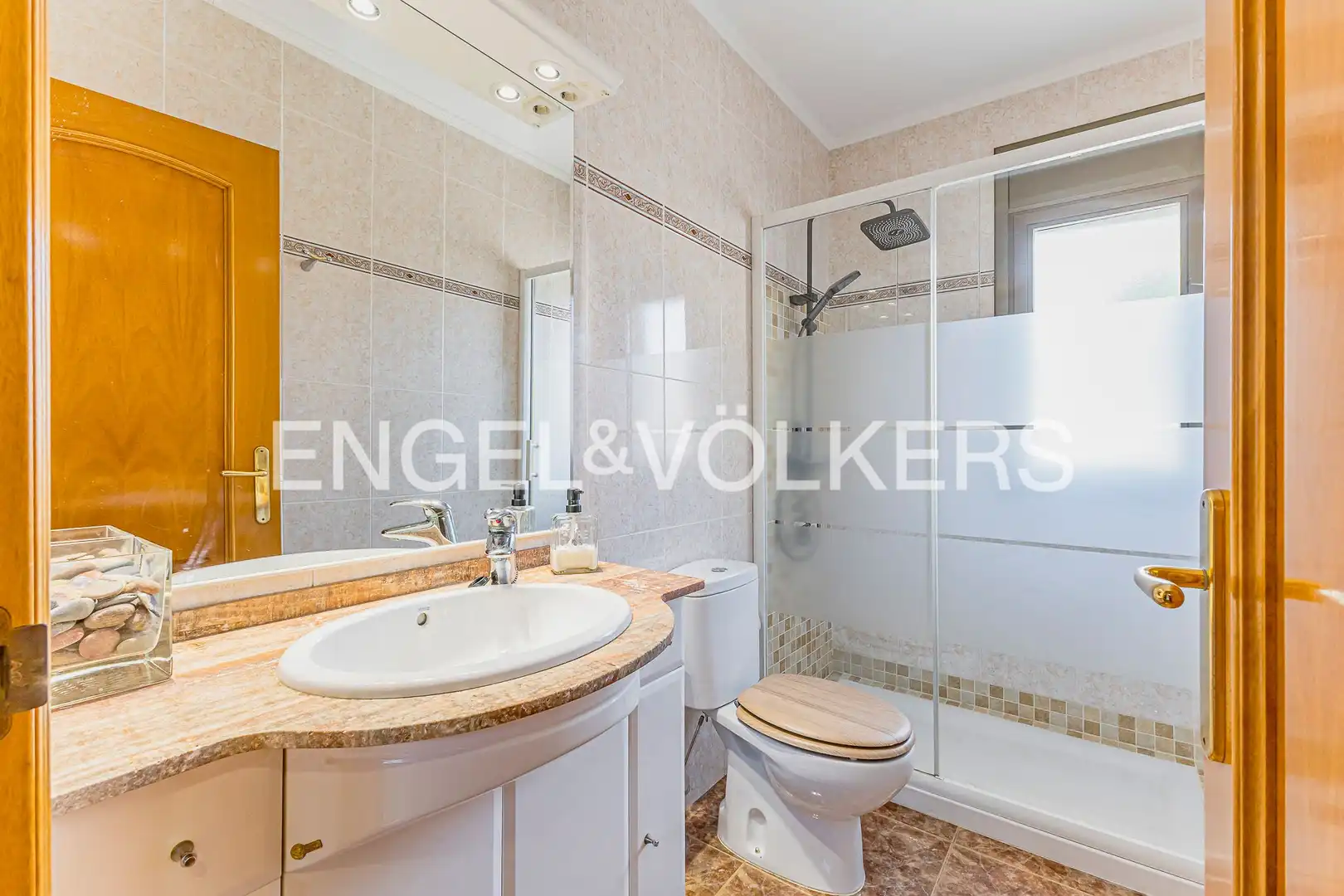 Casa amb terrassa en venda a Torrelles de Foix, imagen 23