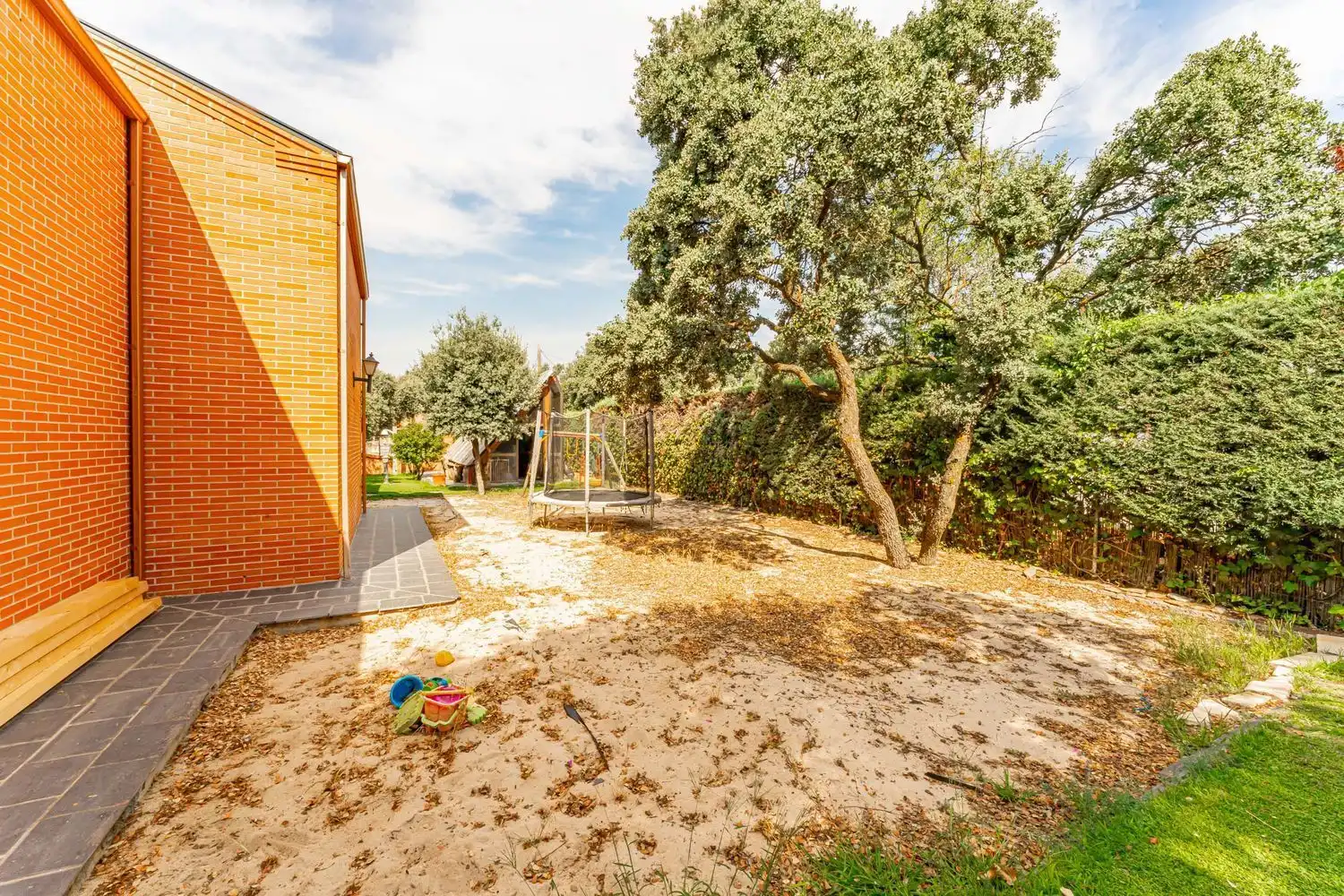 Casa o chalet en venta en Nuevo Baztán con Aire acondicionado, Jardín privado y Terraza