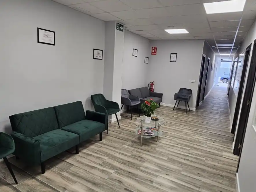 Oficina de alquiler en Castellón de la Plana / Castelló de la Plana con Aire acondicionado, Calefacción y Amueblado