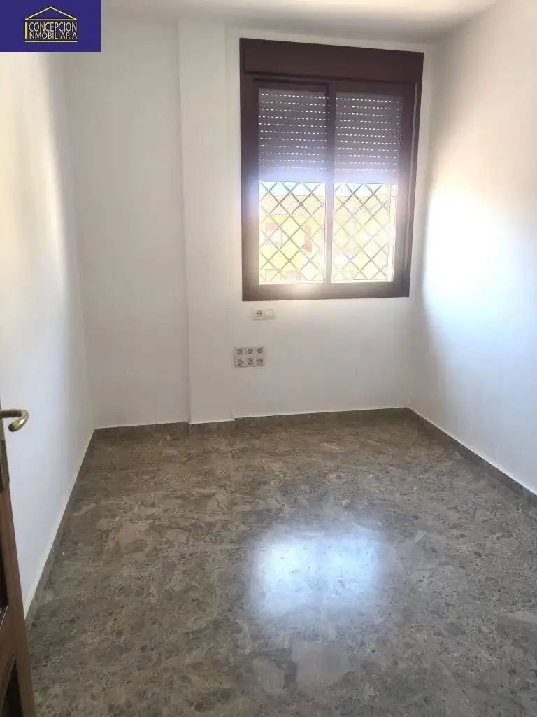 Dormitori de Casa adosada en venda en Córdoba amb Aire condicionat, Calefacció i Terrassa