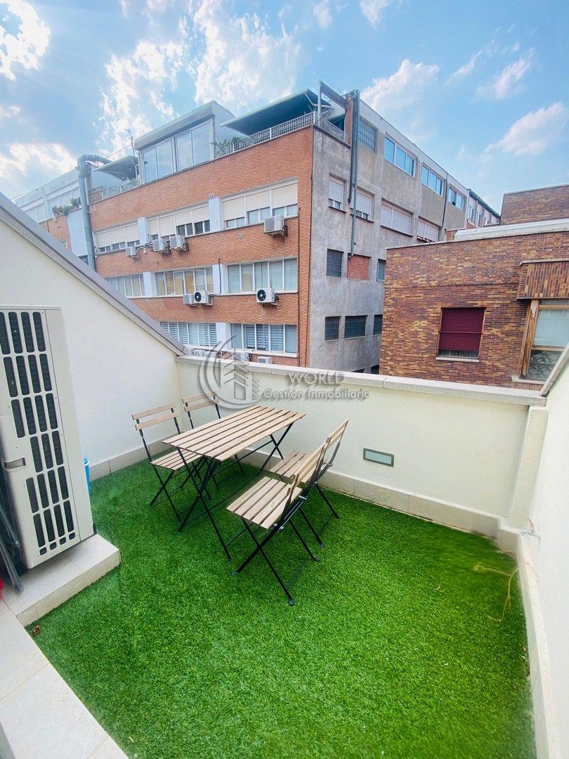 Terrace of Flat for sale in  Madrid Capital  with Air Conditioner, Heating and Furnished
