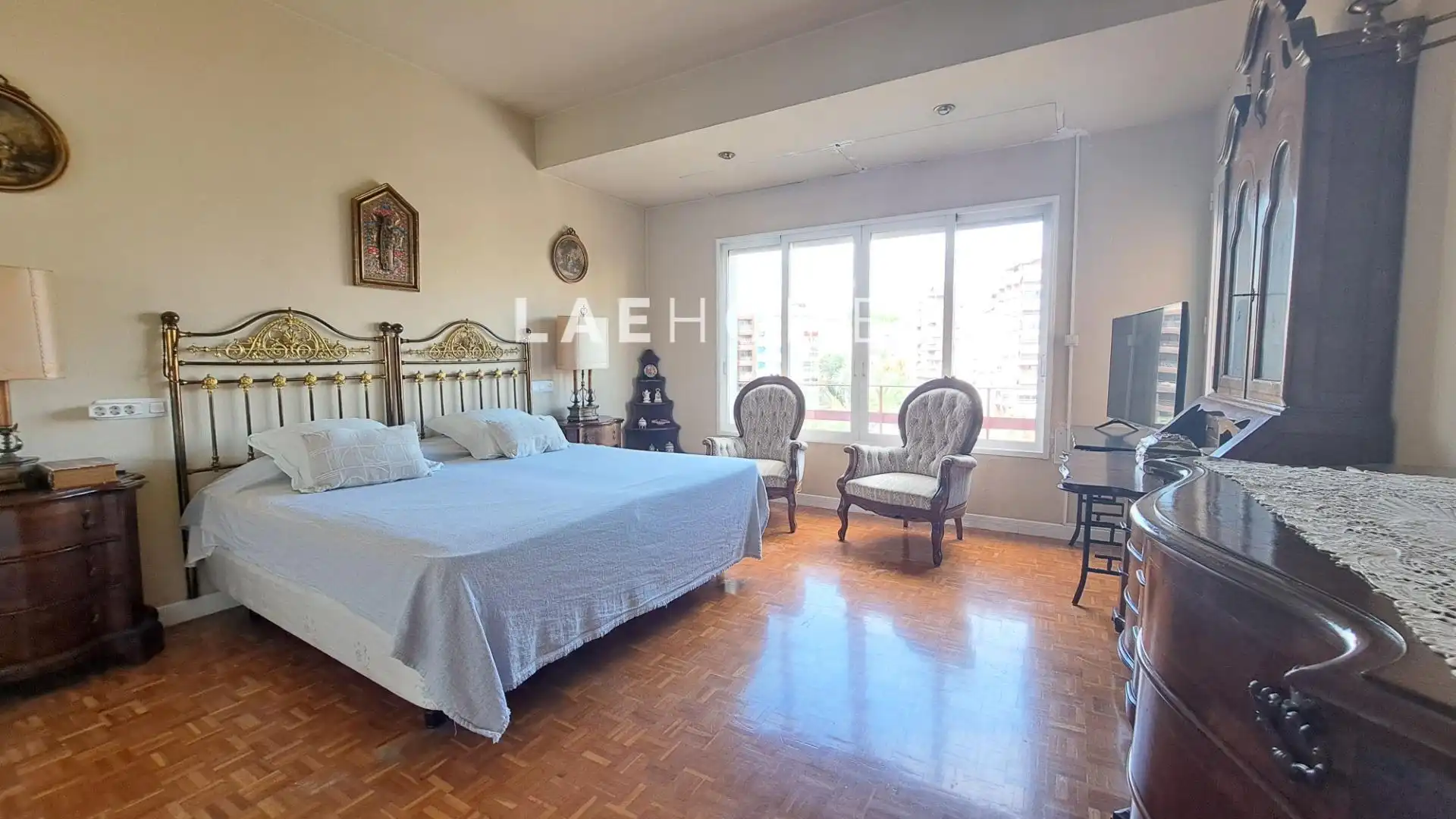 Piso con terraza en venta en Avenida Federico Soto, imagen 9