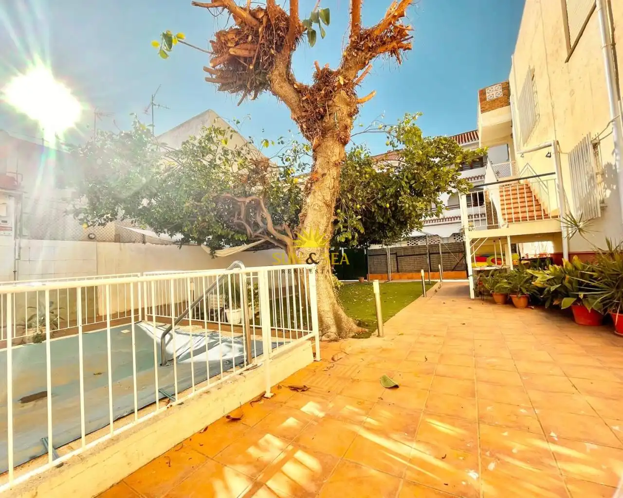 Jardín de Casa o chalet en venta en San Pedro del Pinatar con Calefacción, Piscina y Amueblado