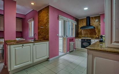 Kitchen of Flat for sale in  Madrid Capital  with Terrace