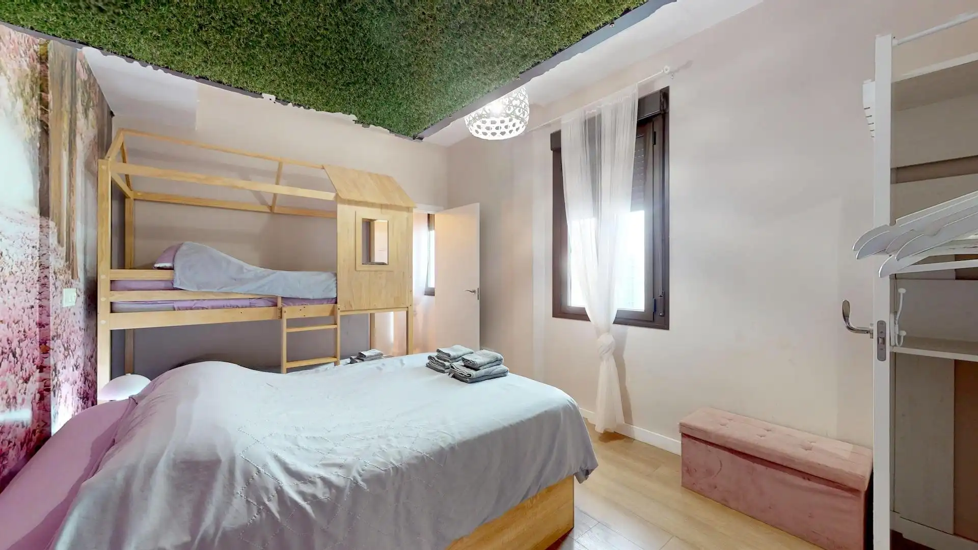 Bedroom of Flat for sale in Córdoba  with Air Conditioner, Heating and Furnished