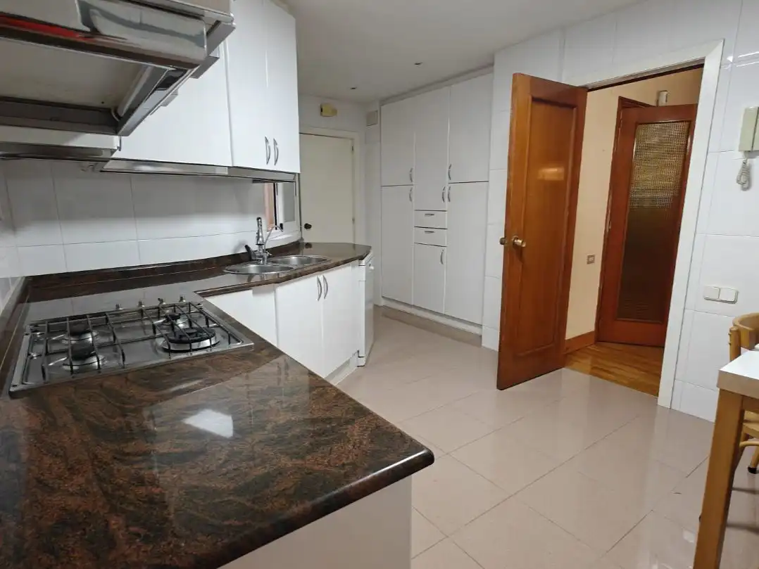 Küche von Maisonette zur Miete in Murcia mit Klimaanlage, Heizung und Parkett