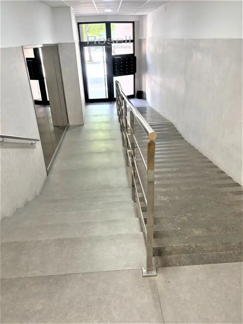 Piso en venta en Terrassa con Calefacción, Parquet y Balcón