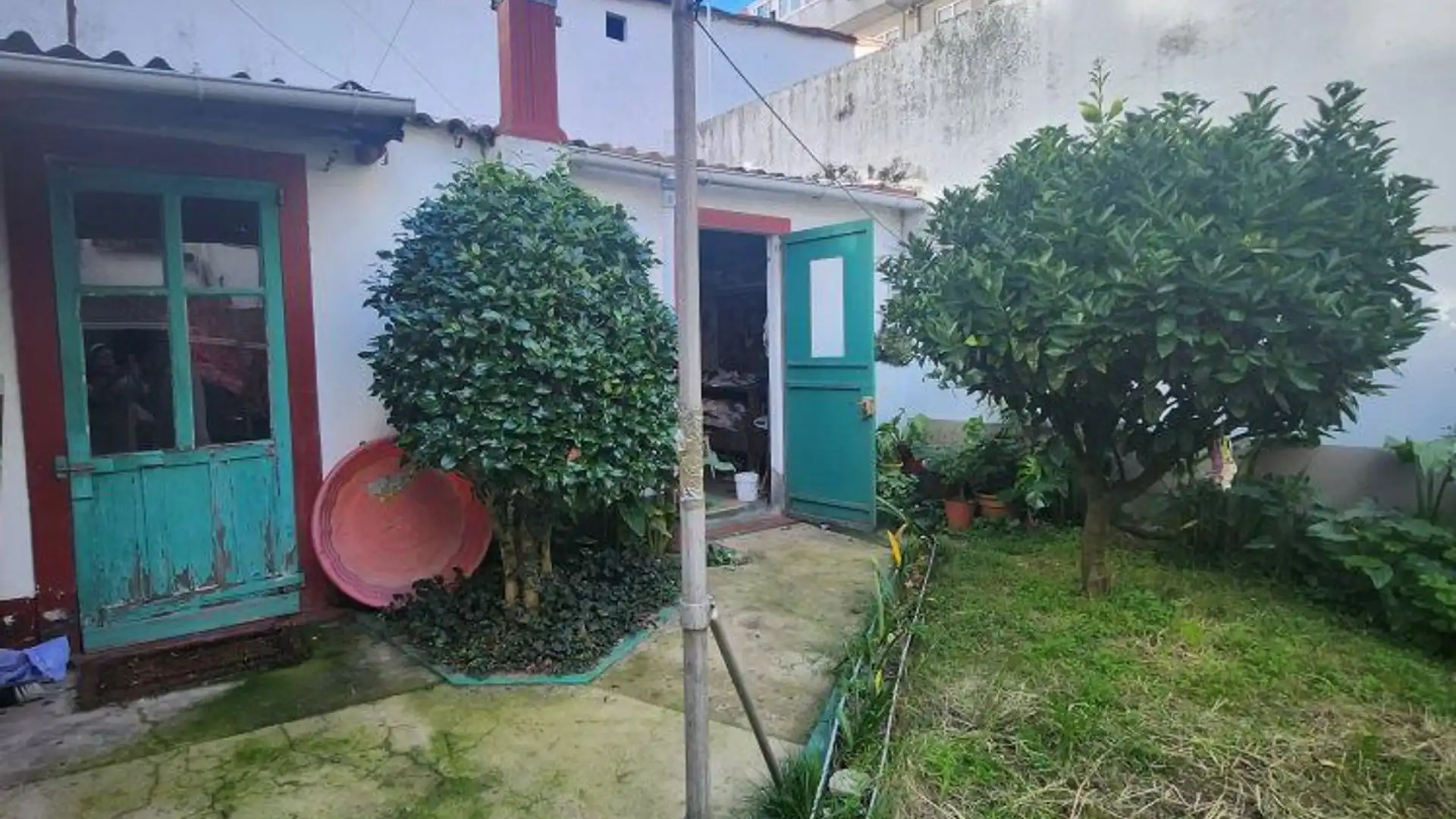 Garden of Building for sale in Ferrol