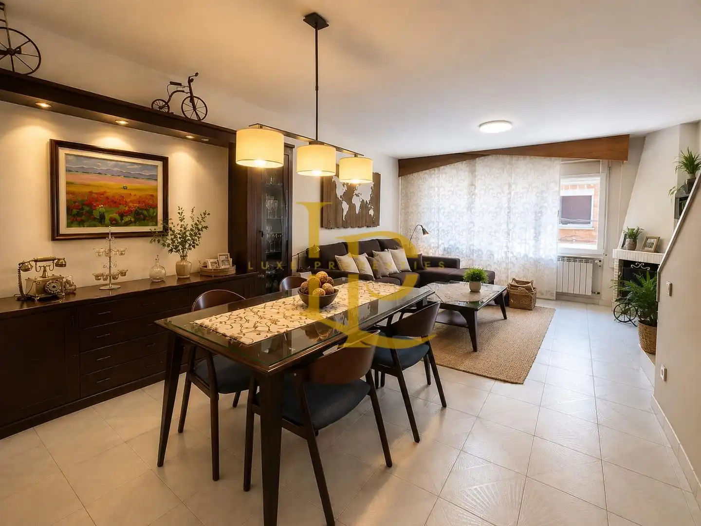 Sala d'estar de Casa adosada en venda en Cerdanyola del Vallès amb Aire condicionat, Calefacció i Terrassa