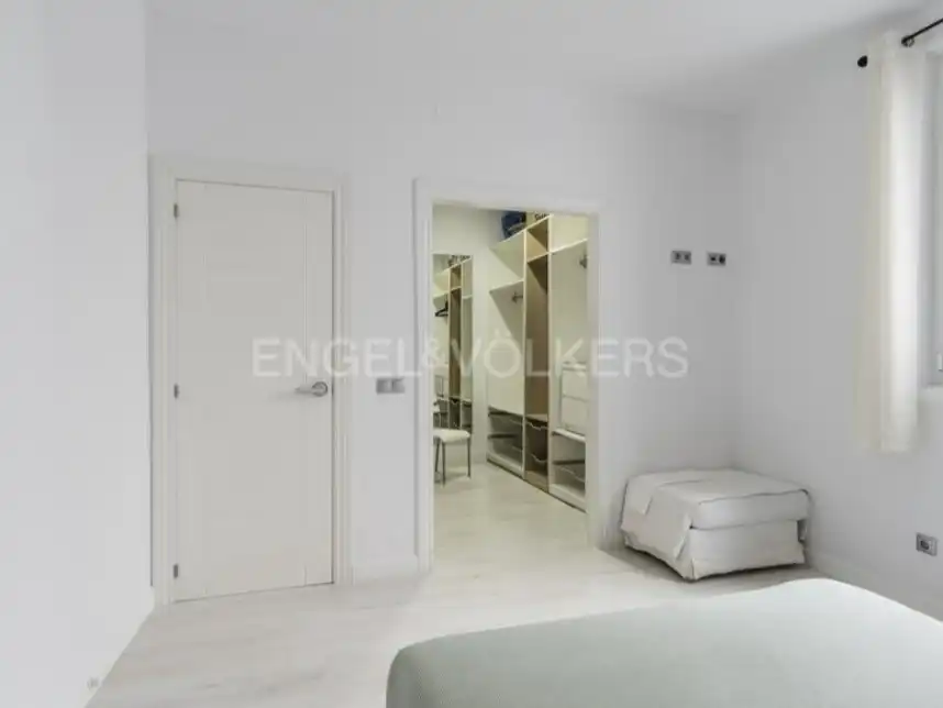 Wohnung zum Verkauf in Madrid mit Klimaanlage, Heizung und Parkett