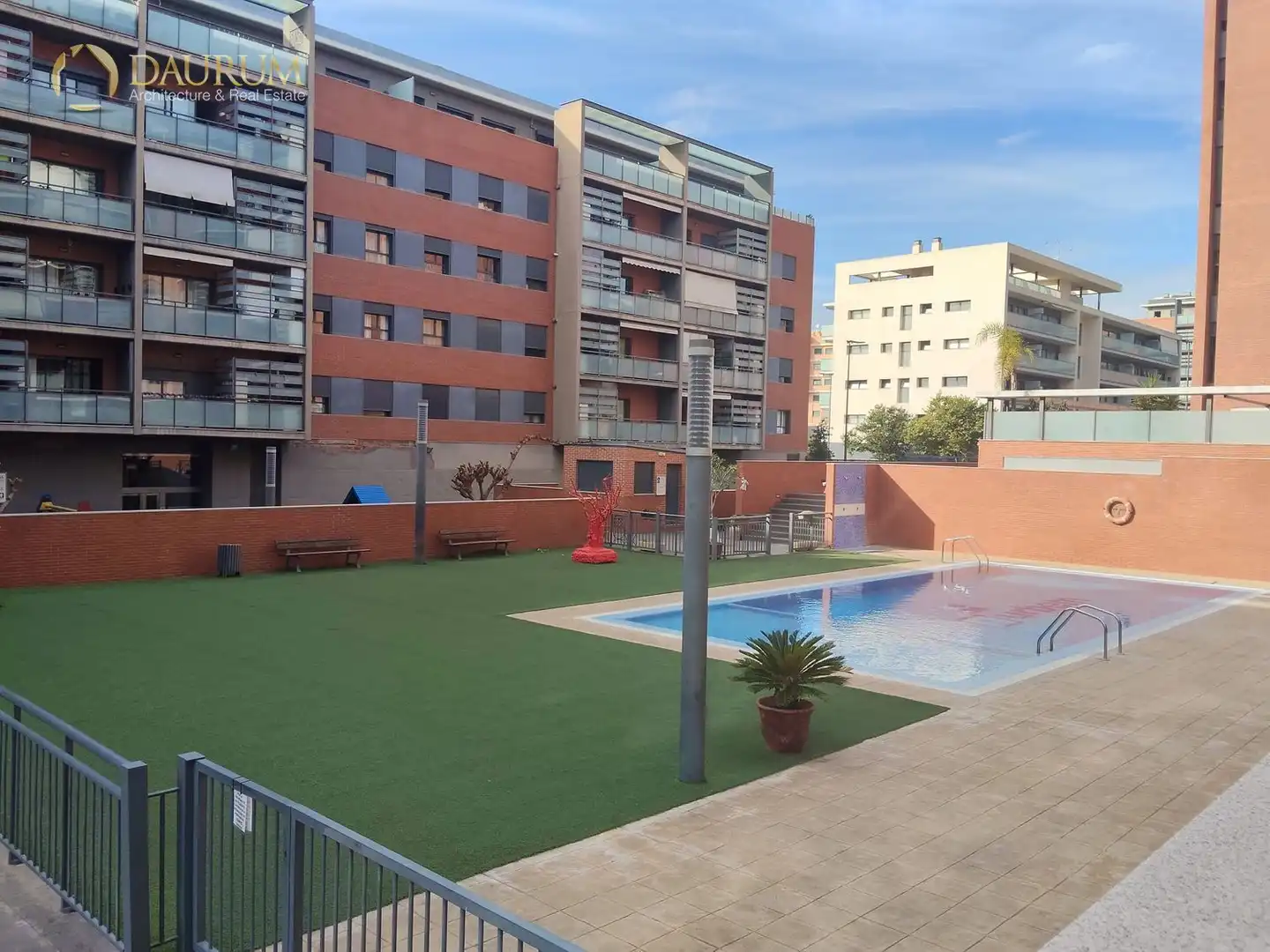 Piscina de Piso en venta en Paterna con Aire acondicionado, Terraza y Piscina