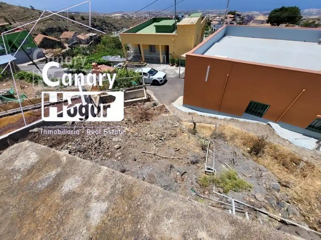 Casa o xalet en venda en Guía de Isora amb Jardí privat
