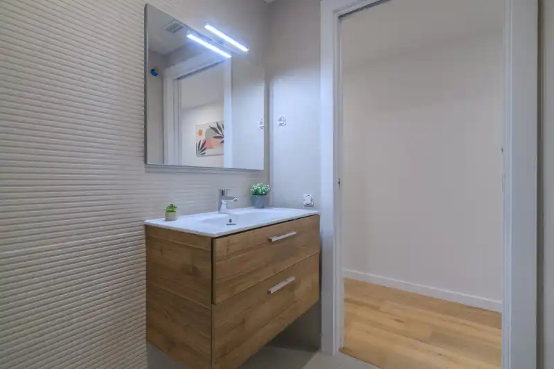 Àtic d'obra nova amb terrassa en venda a Centre, imagen 27