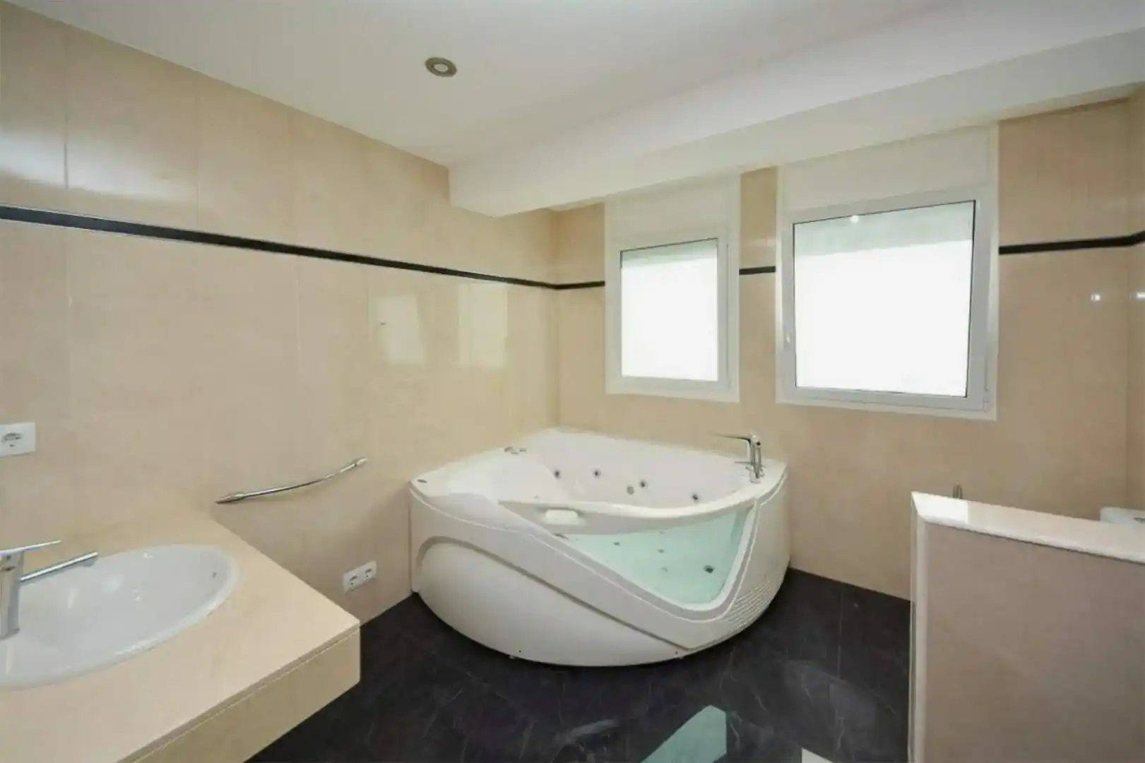 Bathroom of Flat for rent in Lloret de Mar