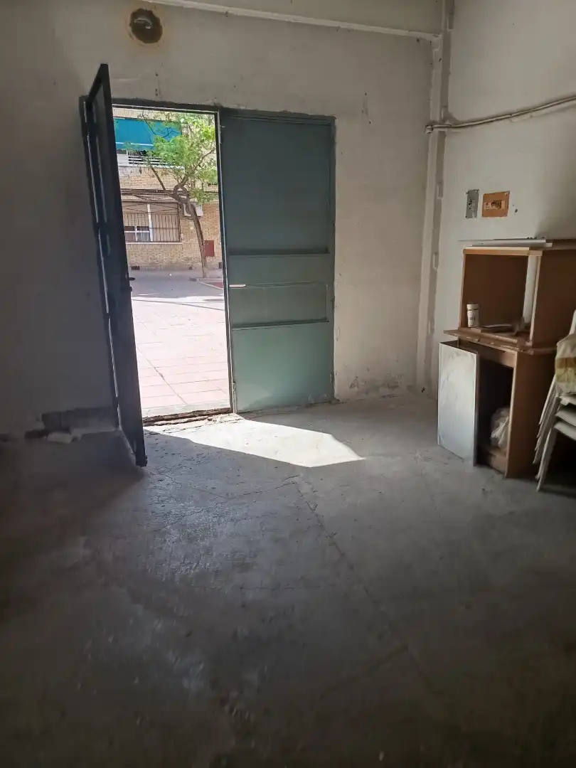 Local en venta en Parla