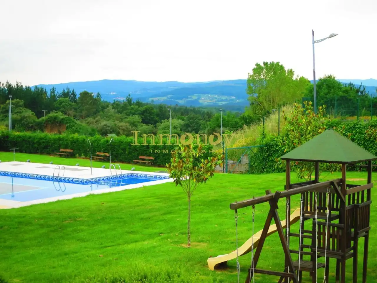 Jardín de Casa o chalet en venta en A Merca   con Calefacción, Jardín privado y Terraza