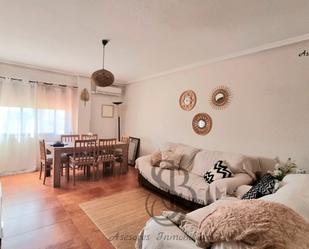 Living room of Flat for sale in Alicante / Alacant  with Air Conditioner and Balcony