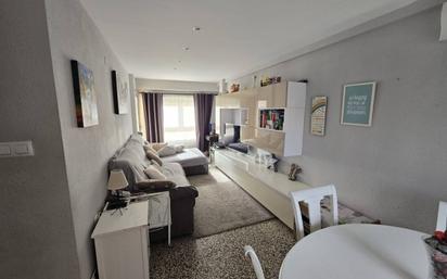 Living room of Flat for sale in  Valencia Capital  with Air Conditioner and Balcony