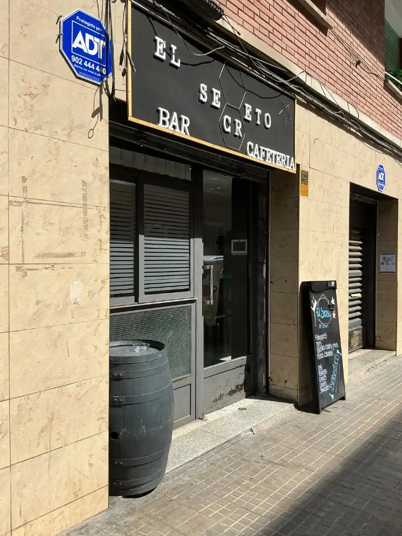 Local comercial en traspaso en Carrer de Nàpols 55, imagen 3