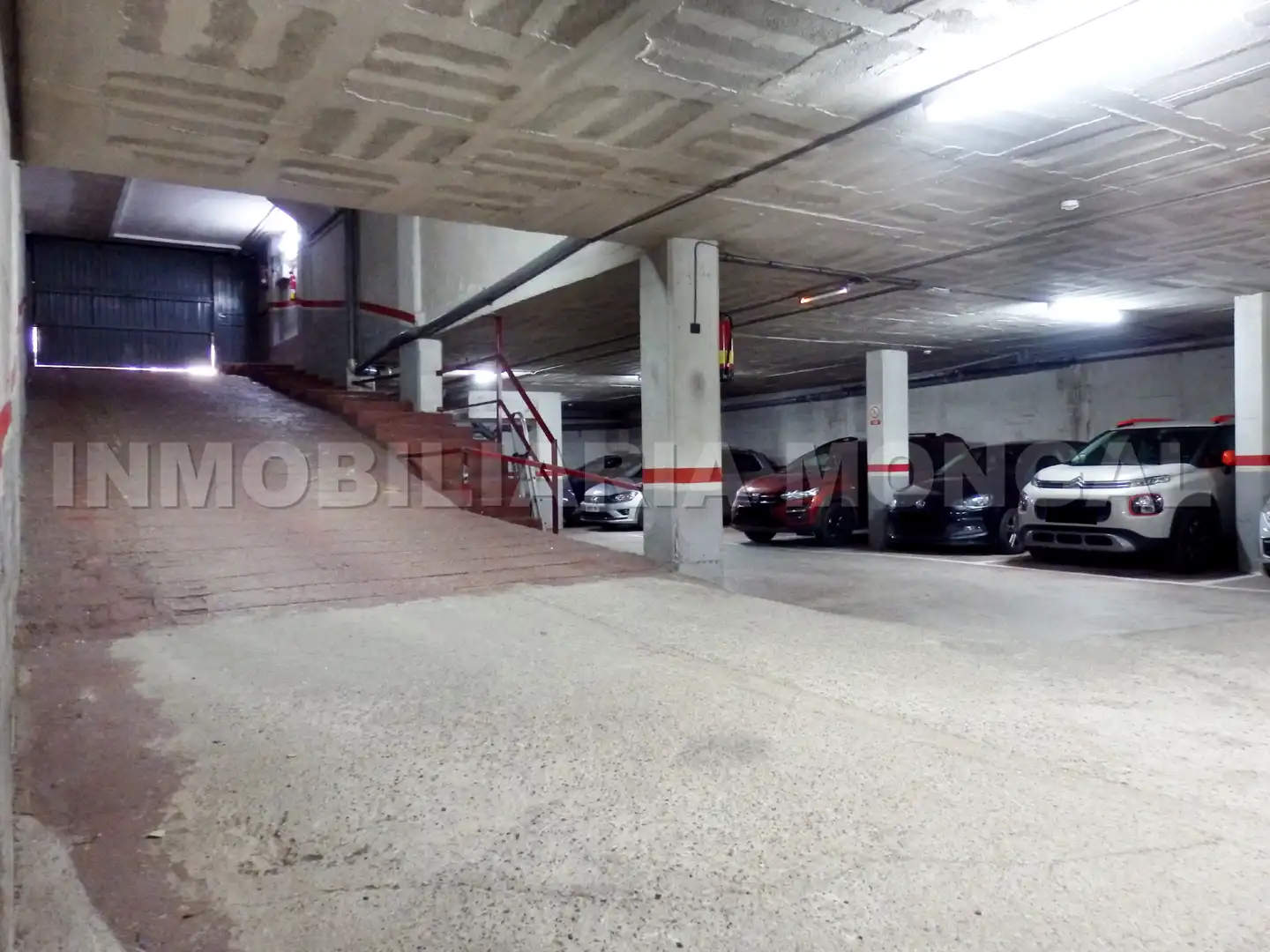 Garage zur Miete in Carrer de Joaquim Rubió i Ors, 298, Centre