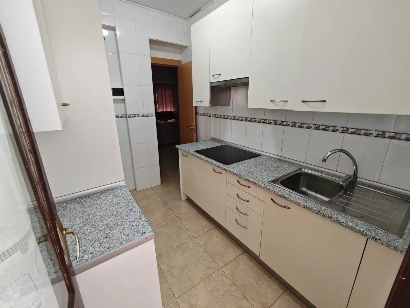 Cuina de Pis en venda en Mérida amb Aire condicionat, Calefacció i Moblat