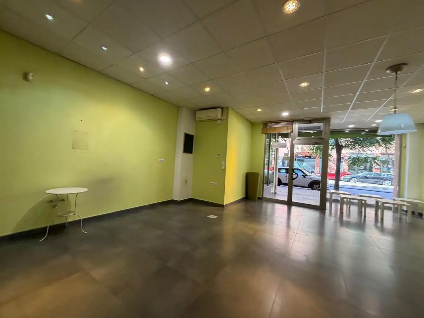 Local en venta en Valencia con Aire acondicionado