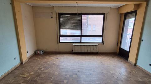 Foto 2 de Piso en venta en Calle Cardeña, 8, Entrevías,  Madrid Capital